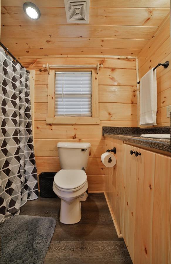Eden Cabin Forested Tiny Home On Lookout Mtn Чатануга Екстериор снимка